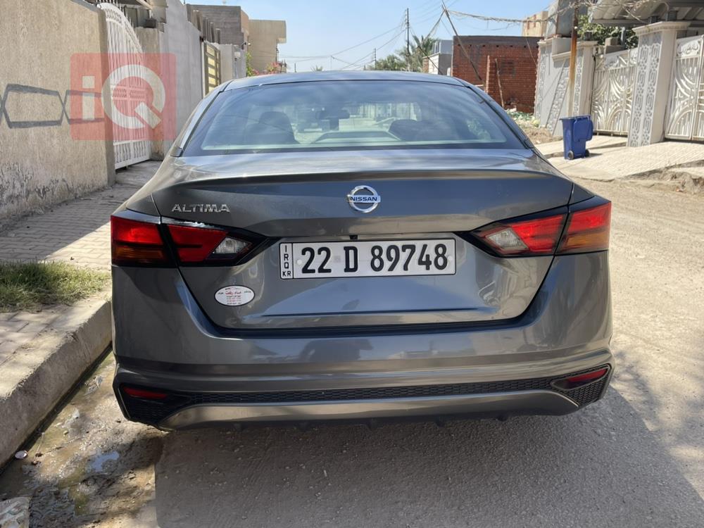 Nissan Altima